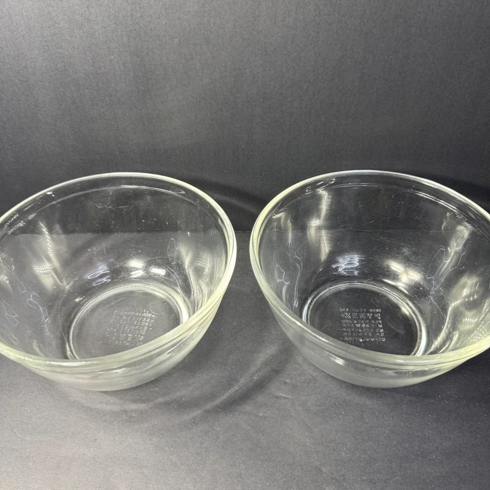Pyrex 7402 Clear Glass Mixing Bowls Set of 2 1.5 Quart‎ 6 Cup Round Made in USA